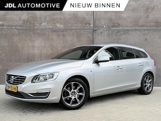 Volvo V60 2.0 T3 Ocean Race | Trekhaak | Navigatie | Leder | Stoel/Stuur verwarming | Standkachel | Xenon |
