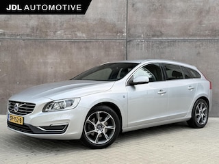 Volvo V60 2.0 T3 Ocean Race | Trekhaak | Navigatie | Leder | Stoel/Stuur verwarming | Standkachel | Xenon |