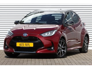 Toyota Yaris 1.5 Hybrid Executive Bi-Tone Head-Up / Navi
