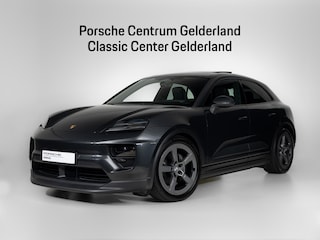 Porsche Macan 4