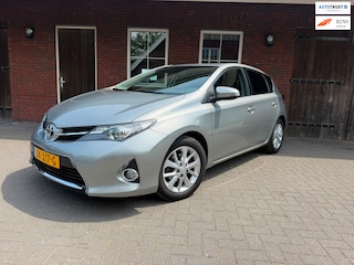 Toyota Auris 1.6 Aspiration | Trekhaak| Camera| Climate control