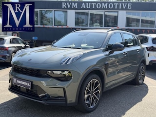 Lynk & Co 01 1.5 Core NIEUW MODEL!| VAN: 36.900,- VOOR 34.440,- UW WKVOORDEEL: 2.460,- | FABRIEKSGARANTIE T/M 2030! | CAMERA| STOELVERWARMING