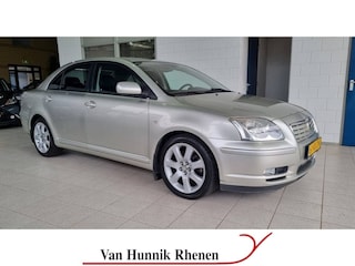 Toyota Avensis 2.0 VVTi Executive | Trekhaak | Leer | Climat | Lm velgen |