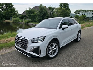 Audi Q2 35 TFSI S Edition / Pano / Navi / Camera / Virtual