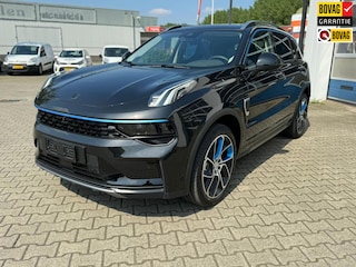 Lynk & Co 01 1.5 PHEV HYBRID 261 PK 6.6kw lader (BOVAG/RIJKLAARPRIJS)