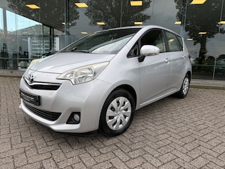 Toyota Verso-S 1.3 VVT-i Aspiration ** Climate Control ** Bluetooth ** Camera ** NAP!!