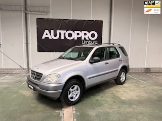 Mercedes-Benz M-klasse 320 Zeer nette en originele Nederlandse auto
