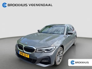 BMW 3-serie Touring 330e M-Sport | Pano | Trekhaak | Adap. Cruise | HUD | Stoelverwarming