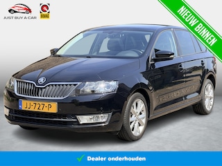 Skoda Rapid Spaceback 1.2 TSI Greentech JOY / Nieuwe Beurt bij Aflevering / Panorama-Pack / Stoelverwarming / PDC / Bluetooth / Alcantara / Cruise Control / Navigatie /