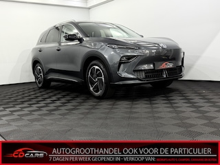 MG S5 Luxury 64 kWh Nieuw 360 Camera, Navi, Rijstrook correctie, Stoelverwarming, Elektrische achterklep, Half leder, 7 Jaar garantie