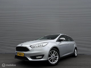 Ford Focus Wagon 1.0 Titanium Edition | Trekhaak | Clima | Cruise | DB riem vervangen | Isofix