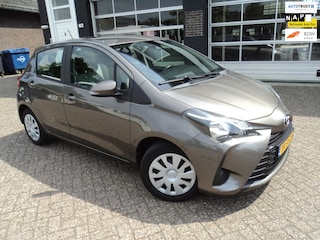 Toyota Yaris 1.0 VVT-i Comfort Cruise Control Airco