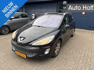 Peugeot 308 SW 2.0 HDi Blue Lease Executive Automaat | Navi | Autom. Airco | Cruise Control | LMV | PDC | Stoelverwarming | Trekhaak | APK tot 06-05-2027!
