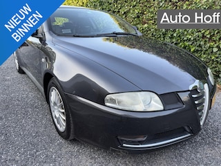 Alfa Romeo GT 2.0 JTS Distinctive | Leer | BOSE | Autom. Airco | Cruise Control | Sportstoelen | LMV | APK tot 19-12-2026!