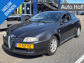 Alfa Romeo GT 2.0 JTS Distinctive | Leer | BOSE | Autom. Airco | Cruise Control | Sportstoelen | LMV | APK tot 19-12-2026!