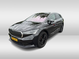 Skoda Enyaq iV 80 / SoH 91,9% / Trekhaak / Panoramadak / Camera / Head-up / Warmtepomp / 20'' / Dodehoek / CarPlay / Stoelverwarming 4x / Stuurverwarming / DAB / ACC