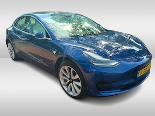 Tesla Model 3 Standard RWD Plus 60 kWh / SoH 87,5% / Trekhaak / Autopilot / Panoramadak / Camera / Premium Audio / 19'' / Leder