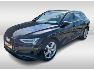 Audi e-Tron 50 quattro Launch edition plus 71 kWh / Panoramadak / Camera / Luchtvering / Intr.voorverwarming / Leder&Alcantara / 20'' / Navigatie / DAB / Stoelverwarming / ACC