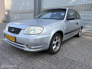 Hyundai Accent 1.6i GL Sport*APK 06-2027*Airco*4 nieuwe band