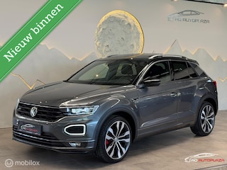 Volkswagen T-Roc 2.0 TSI 4Motion 3x R-line Panorama/Virtual/Trekhaak