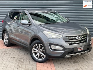 Hyundai Santa Fe 2.4i GDI 4WD i-Motion 7p. Automaat | Xenon | Leder | Camera