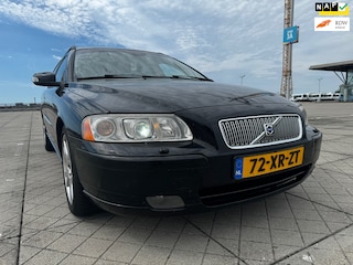 Volvo V70 2.4 Edition Sport AUT LEER CLIMA CRUISE CARPLAY