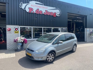 Ford S-MAX 2.0 Titanium 5 Persoons (Clima Trekhaak Cruise)