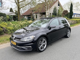 Volkswagen Golf 1.5 TSI DSG 150PK R-Line•Pano•Navi•Camera