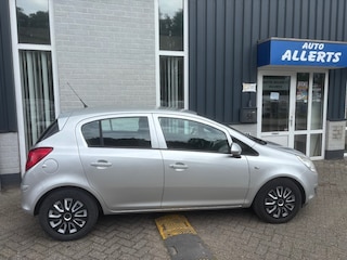 Opel Corsa 1.2-16V EDITION AUTOMAAT