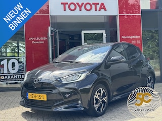 Toyota Yaris 1.5 Hybrid 115 Dynamic BLIND SPOT STOELVERWARMING SENSOREN V+A