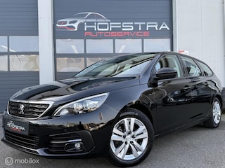 Peugeot 308 SW 1.2 PureTech Virtual-Cockpit CarPlay Trekhk