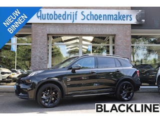 Lynk & Co 01 1.5 MY23! + BLACKLINE! ZWARTE-HEMEL ROLHOES MY23 360-CAMERA PANO/SCHUIF INFINITY DAB NAVI CARPLAY STOELVERWARMING ELEK.ACHTERKLEP 20"LMV