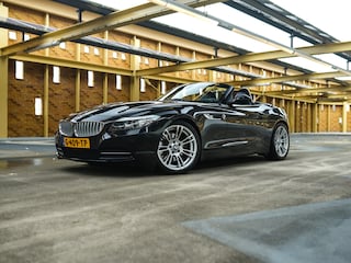 BMW Z4 [E89] sDrive30i Executive l Navi Prof l Sportstoelen l Eibach l HiFi DSP
