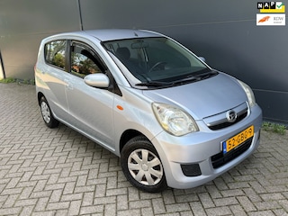 Daihatsu Cuore 1.0 Premium/5D/Automaat/Elek ramen/NW APK