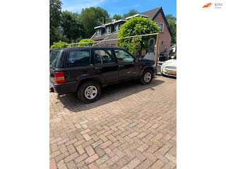Jeep Grand Cherokee 5.2i V8 Limited loop of sloop