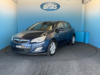 Opel Astra 1.6 Edition 5-Deurs, Trekhaak