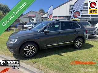 Volkswagen Tiguan 1.4 TSI 4Motion Highline AUTOMAAT/CARPLAY/TREKHAAK