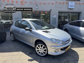 Peugeot 206 1.4 5Drs Airco Nieuwe apk Rijdt perfect