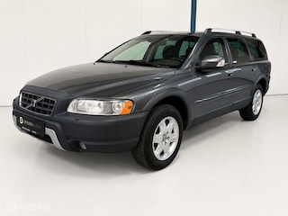 Volvo XC70 2.5 T Summum LEER/ XENON / TREKHAAK