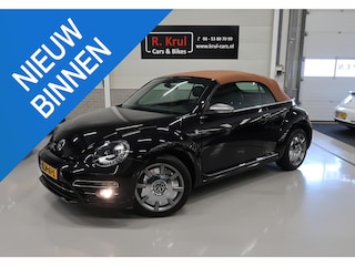 Volkswagen Beetle Cabriolet 1.4 TSI Karmann 150pk Automaat Leer/Alcantara App connect 18 inch Navigatie Carplay PDC Cruise Boekjes aanwezig Nette staat