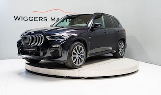BMW X5 45e Hybrid X-drive, M-sport HIGH Executive, Panodak, H&amp;K audio, Camera, Laser, Carbon Black