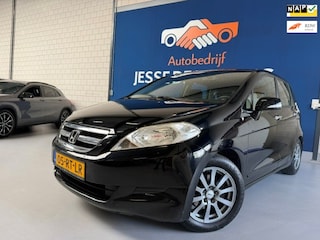 Honda FR-V 1.7i Comfort /bj.2005 / kleur: zwart / climate / sportvelgen / 6 stoelen / 5 deurs / APK 03/2027 en NAP met 262496 km.