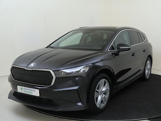 Skoda Enyaq iV 80 | SoH 93% | Trekhaak | Keyless | Stoel- en stuurwielverwarming | Cruise control | Sfeerverlichting | Lane assist | Carplay |