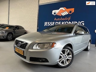 Volvo V70 2.0 D3 Summum automaat diesel / bj.2011 / leder/navigatie/climate/trekhaak/ cruise/APK tot 08/2026 en NAP met 324008 km.