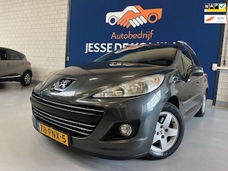 Peugeot 207 SW 1.4 VTi Style Stationwagen/bj.2011/ kleur:grijs/airco/trekhaak/cruise control/NAP met 239278 km.en APK tot 09/2026.