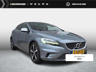 Volvo V40 1.5 T3 Polar+ Sport | R-Design | Trekhaak | Achteruitrijcamera | Parkeersensoren | Parkeerassistent | Panoramadak | Harman Kardon Audio | LED Koplampen | Keyless Entry | Alarm