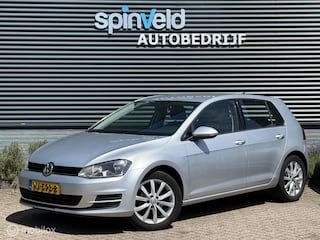 Volkswagen Golf 1.2 TSI Connected Series - DSG - Trekhaak - Leder -