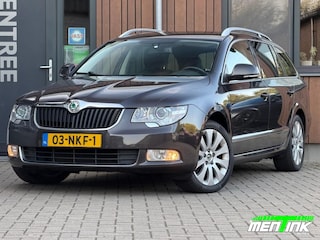 Skoda Superb 1.8 TSI ELEGANCE BNS Pano DSG Xenon