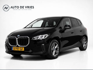 BMW 2-serie Tourer 225e xDrive Plugin hybrid | Carplay | Camera | Stoelverwarming | Privacy glass