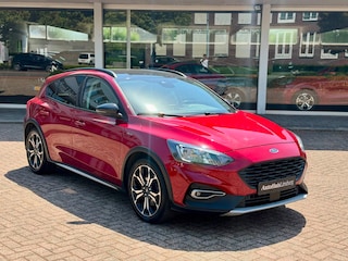 Ford Focus 1.0 EcoBoost Vignale|Camera|Navigatie|Trekhaak|Sublieme staat